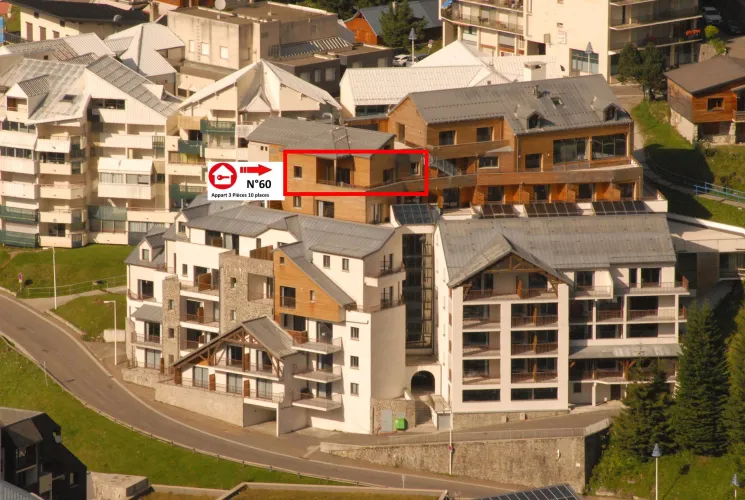 P60 / 3 habitaciones / 10 personas